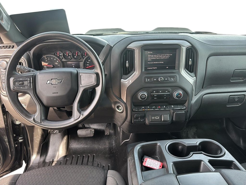 2024 Chevrolet Silverado 1500 in Sept-Îles, Quebec - 9 - w1024h768px