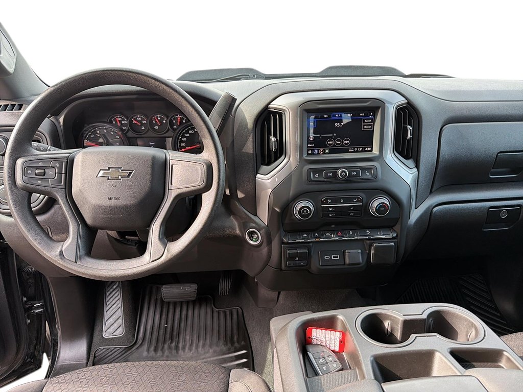 Chevrolet Silverado 1500 Custom Trail Boss 2024 à Jonquière, Québec - 9 - w1024h768px