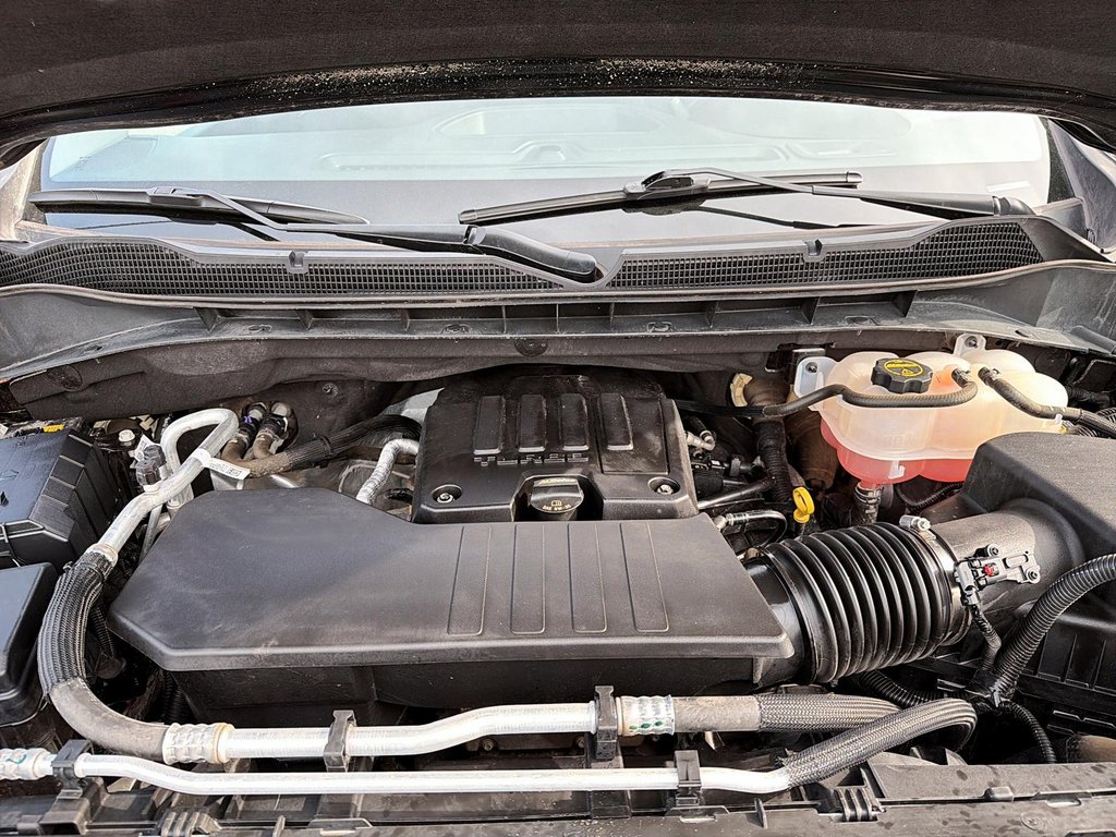 Chevrolet Silverado 1500 Custom Trail Boss 2024 à Jonquière, Québec - 7 - w1024h768px