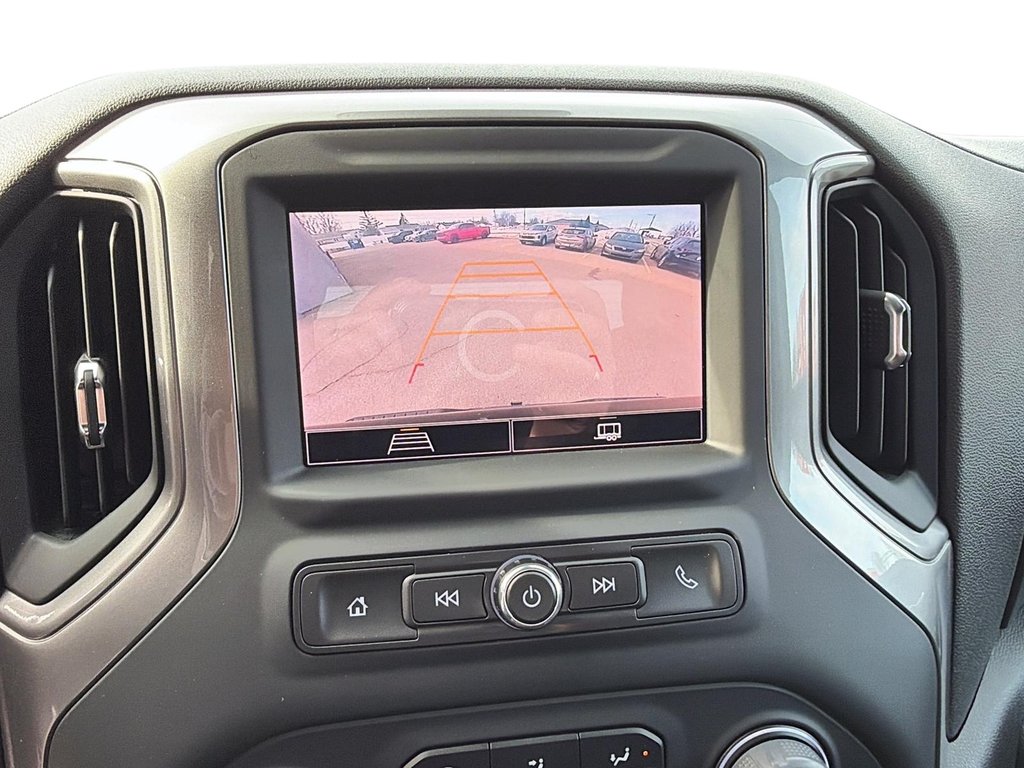 Chevrolet Silverado 1500 Custom Trail Boss 2024 à Jonquière, Québec - 16 - w1024h768px