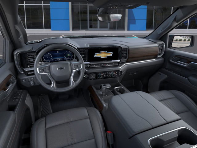 2025 Chevrolet Silverado 1500 in Baie-Comeau, Quebec - 5 - w1024h768px