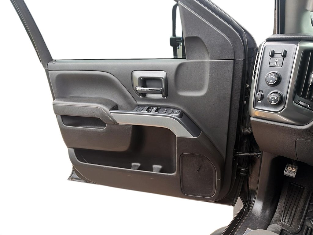 Chevrolet Silverado 2500HD  2019 à Baie-Comeau, Québec - 11 - w1024h768px