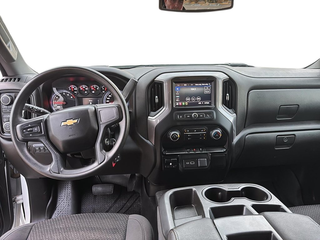 2022 Chevrolet Silverado 2500HD in Baie-Comeau, Quebec - 11 - w1024h768px