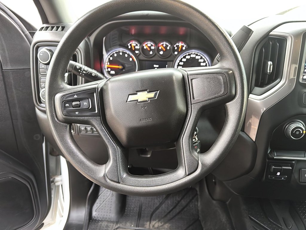 2022 Chevrolet Silverado 2500HD in Baie-Comeau, Quebec - 13 - w1024h768px