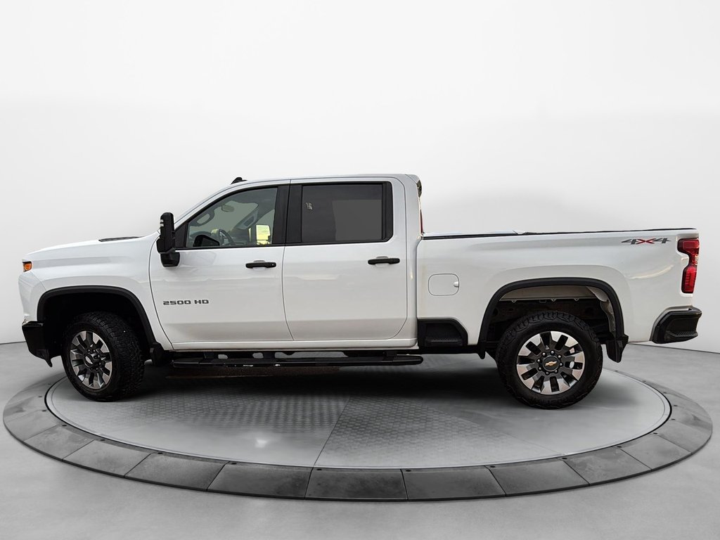 2022 Chevrolet Silverado 2500HD in Baie-Comeau, Quebec - 7 - w1024h768px