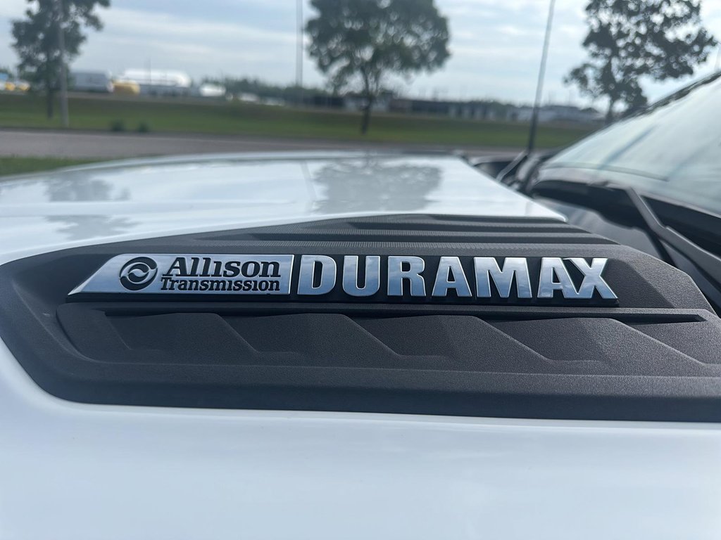 2023 Chevrolet Silverado 2500HD in Jonquière, Quebec - 6 - w1024h768px