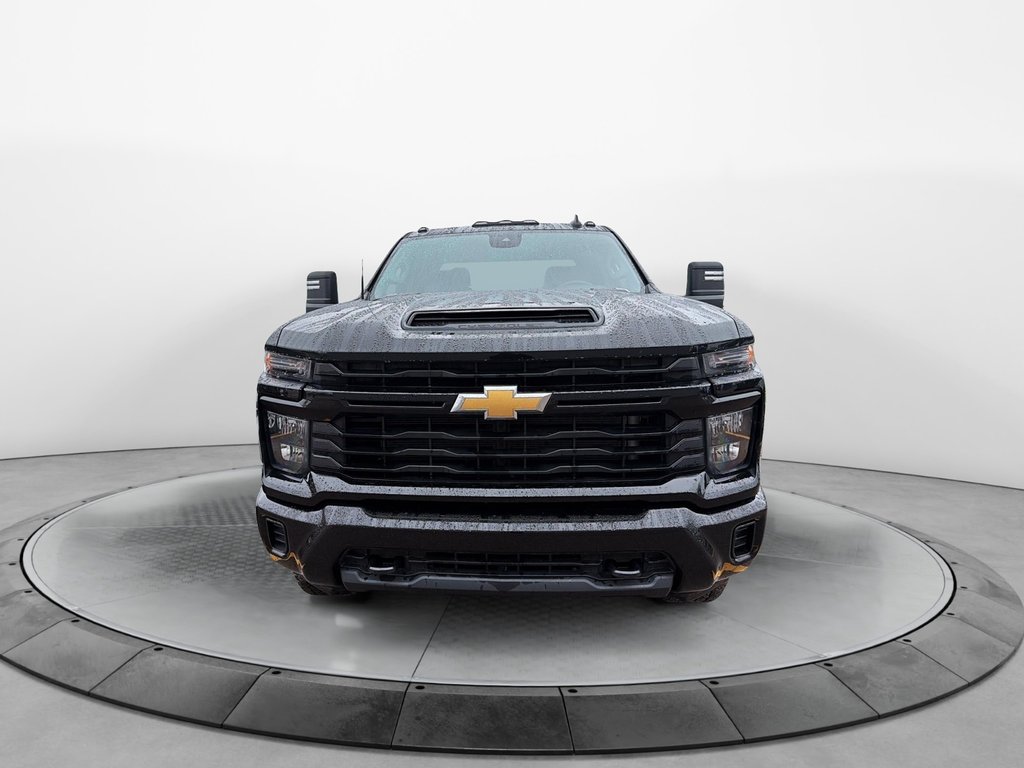 2024 Chevrolet Silverado 2500HD Custom in Chicoutimi, Quebec - 2 - w1024h768px