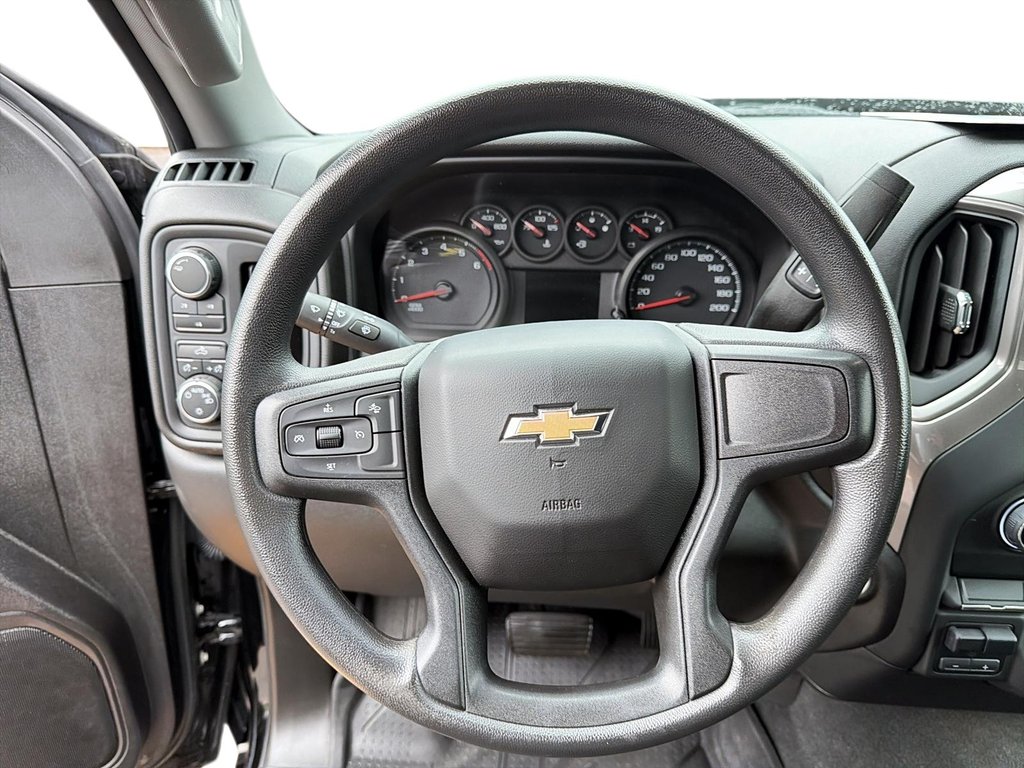 2024 Chevrolet Silverado 2500HD Custom in Chicoutimi, Quebec - 12 - w1024h768px