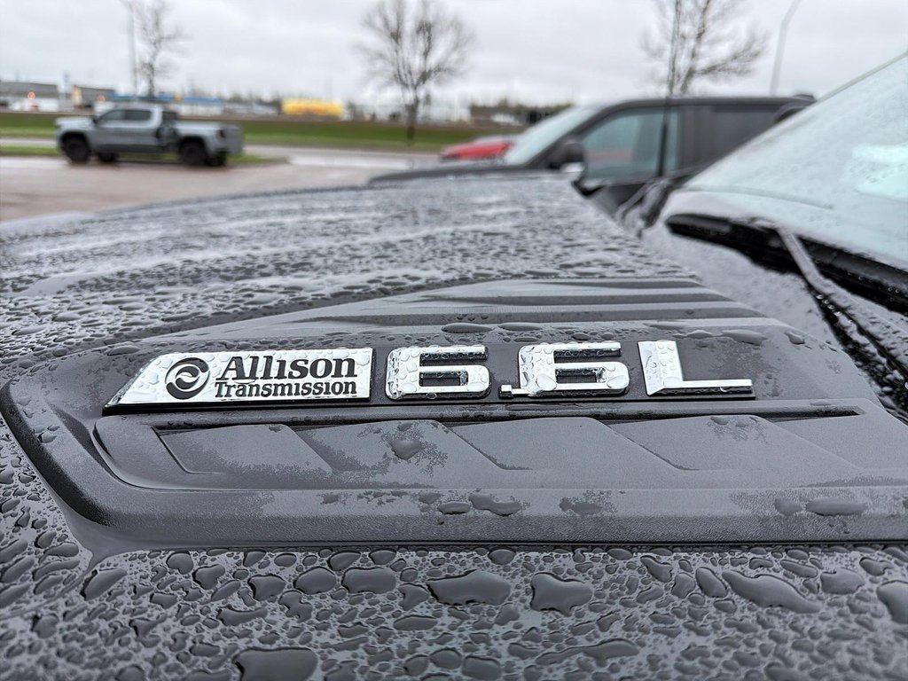 2024 Chevrolet Silverado 2500HD Custom in Chicoutimi, Quebec - 6 - w1024h768px