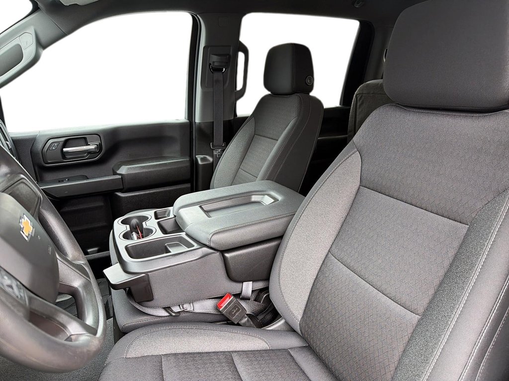 2024 Chevrolet Silverado 2500HD Custom in Chicoutimi, Quebec - 9 - w1024h768px