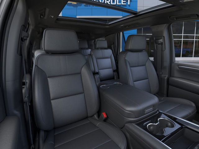 2025 Chevrolet Tahoe in Baie-Comeau, Quebec - 6 - w1024h768px