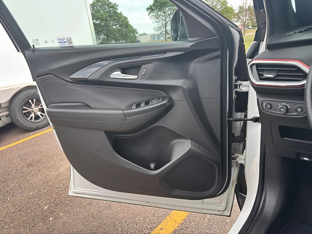Chevrolet Trailblazer  2023 à Jonquière, Québec - 11 - w1024h768px