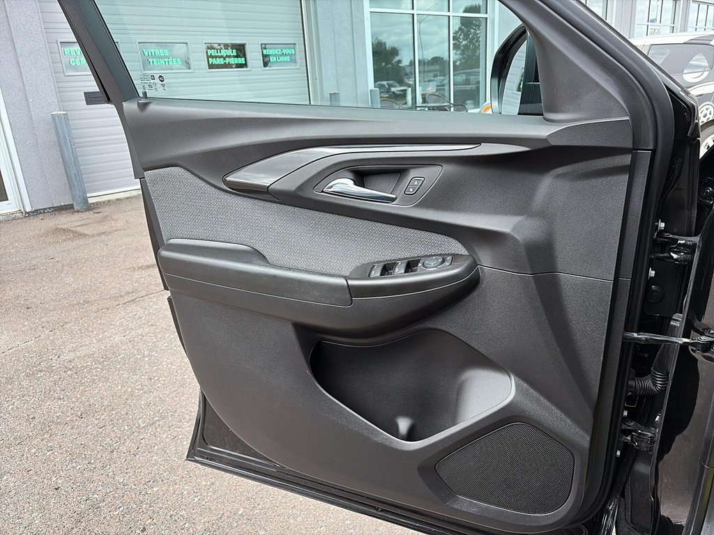 2023 Chevrolet Trailblazer in Baie-Comeau, Quebec - 11 - w1024h768px