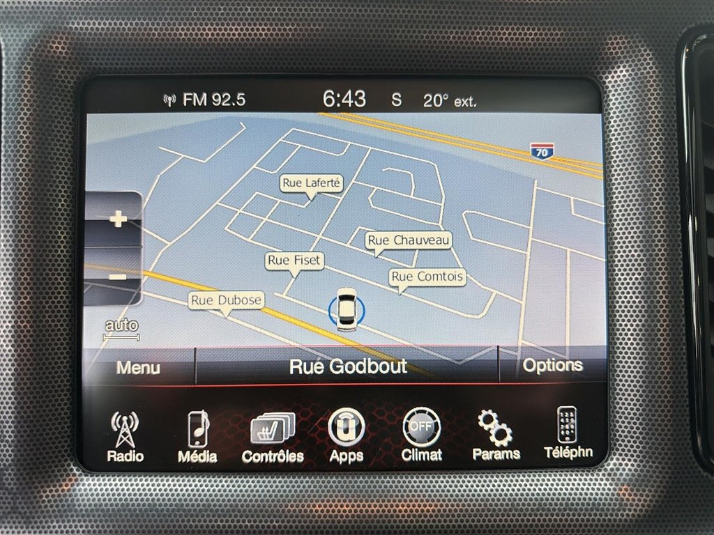 Dodge Challenger  2016 à Jonquière, Québec - 18 - w1024h768px