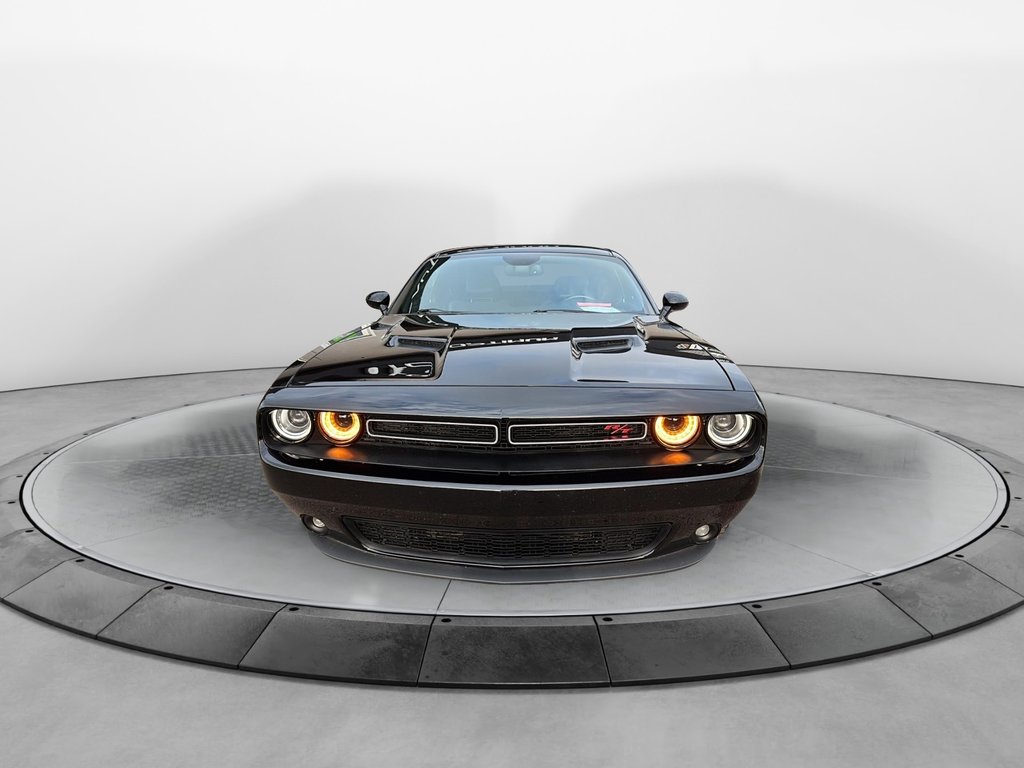 Dodge Challenger  2016 à Jonquière, Québec - 2 - w1024h768px