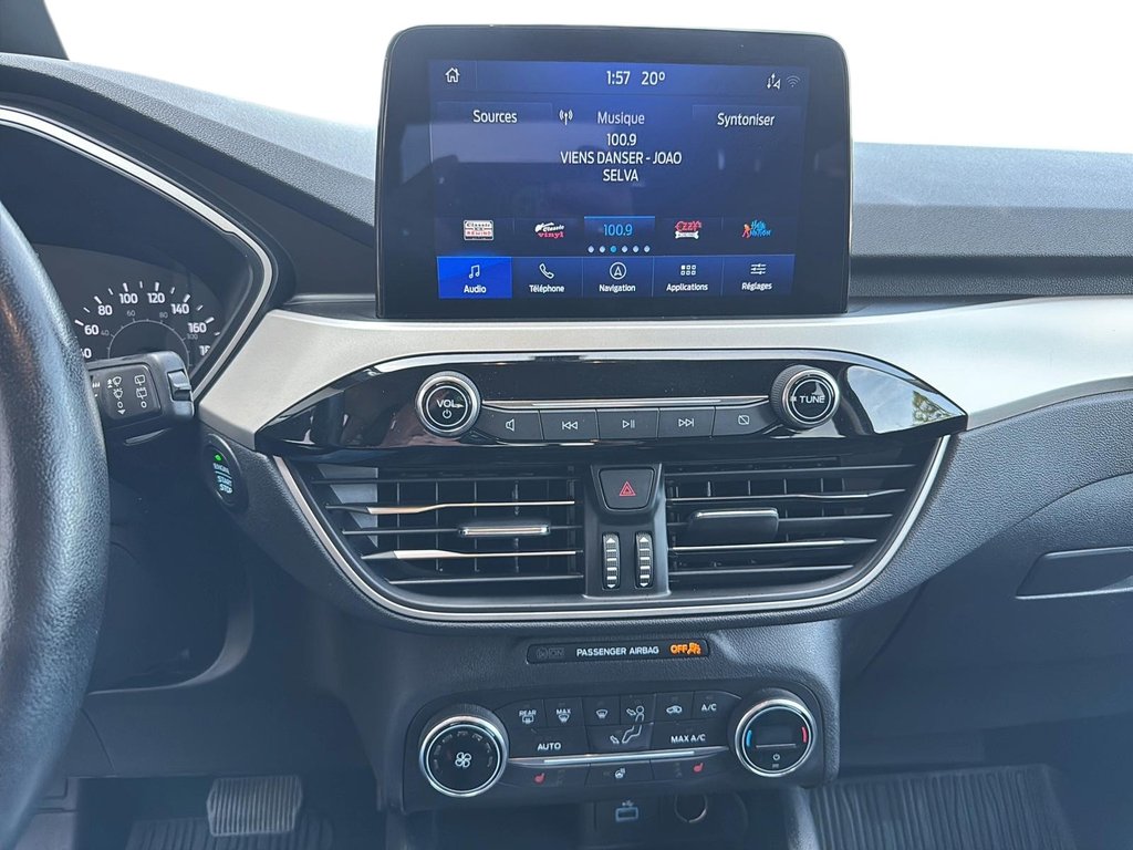 Ford Escape  2020 à Jonquière, Québec - 14 - w1024h768px