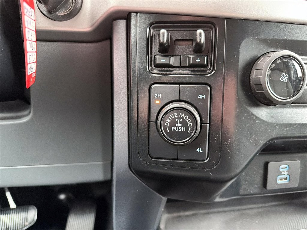 2023 Ford F-150 in Sept-Îles, Quebec - 14 - w1024h768px