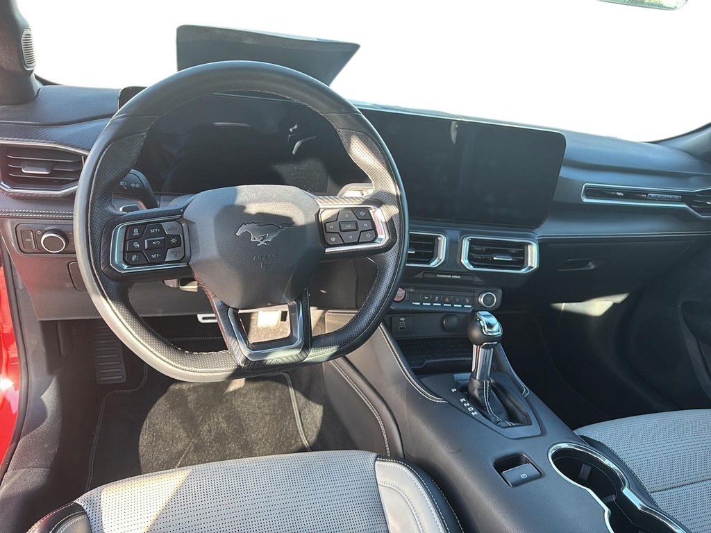 Ford Mustang  2024 à Sept-Îles, Québec - 10 - w1024h768px