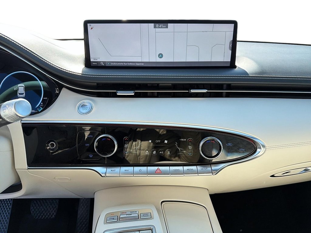 2023 GENESIS Electrified GV70 in Baie-Comeau, Quebec - 14 - w1024h768px