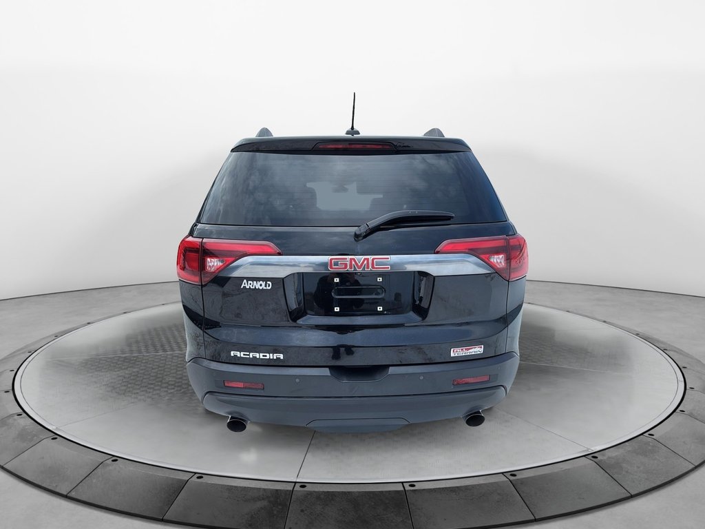 2017 GMC Acadia in Jonquière, Quebec - 3 - w1024h768px