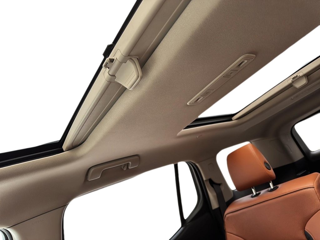 2017 GMC Acadia in Jonquière, Quebec - 16 - w1024h768px