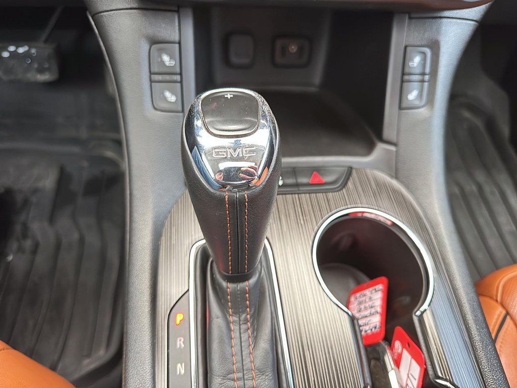 2017 GMC Acadia in Jonquière, Quebec - 14 - w1024h768px