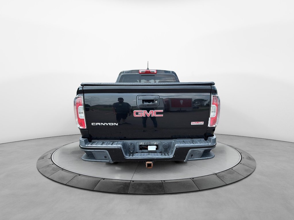 2015 GMC Canyon in Baie-Comeau, Quebec - 3 - w1024h768px