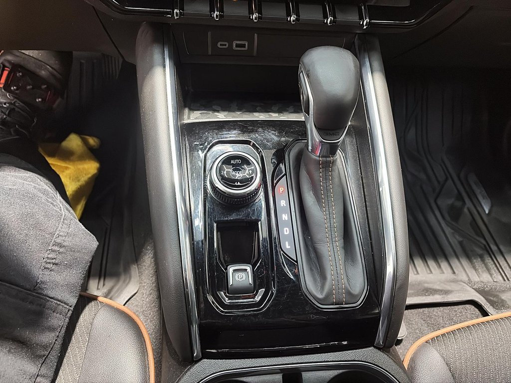 2024 GMC Canyon in Jonquière, Quebec - 15 - w1024h768px
