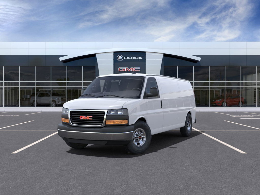 GMC Savana Cargo 2500  2025 à Baie-Comeau, Québec - 1 - w1024h768px