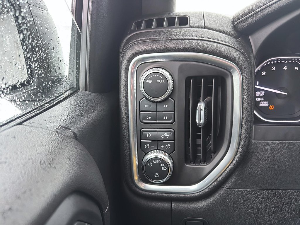 2020 GMC Sierra 1500 Elevation in Jonquière, Quebec - 16 - w1024h768px