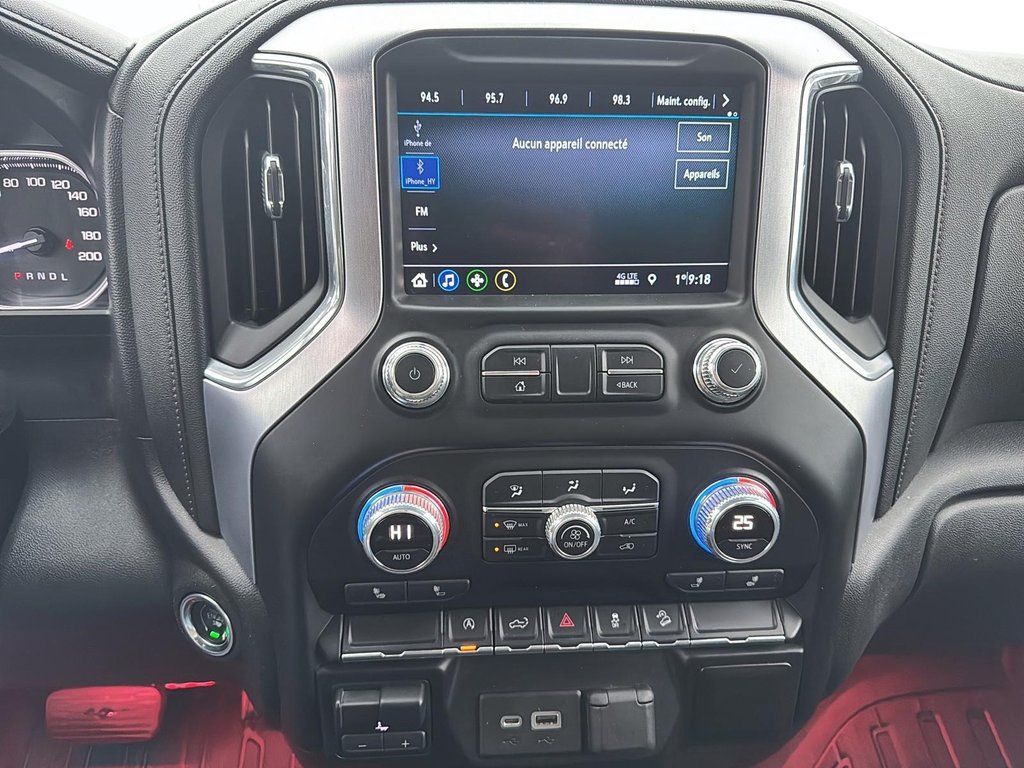 2020 GMC Sierra 1500 Elevation in Jonquière, Quebec - 14 - w1024h768px