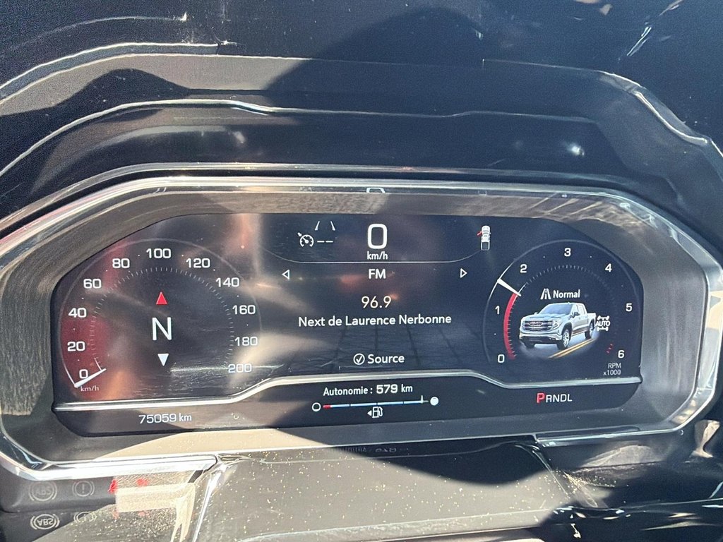 GMC Sierra 1500 SLE 2022 à Jonquière, Québec - 12 - w1024h768px