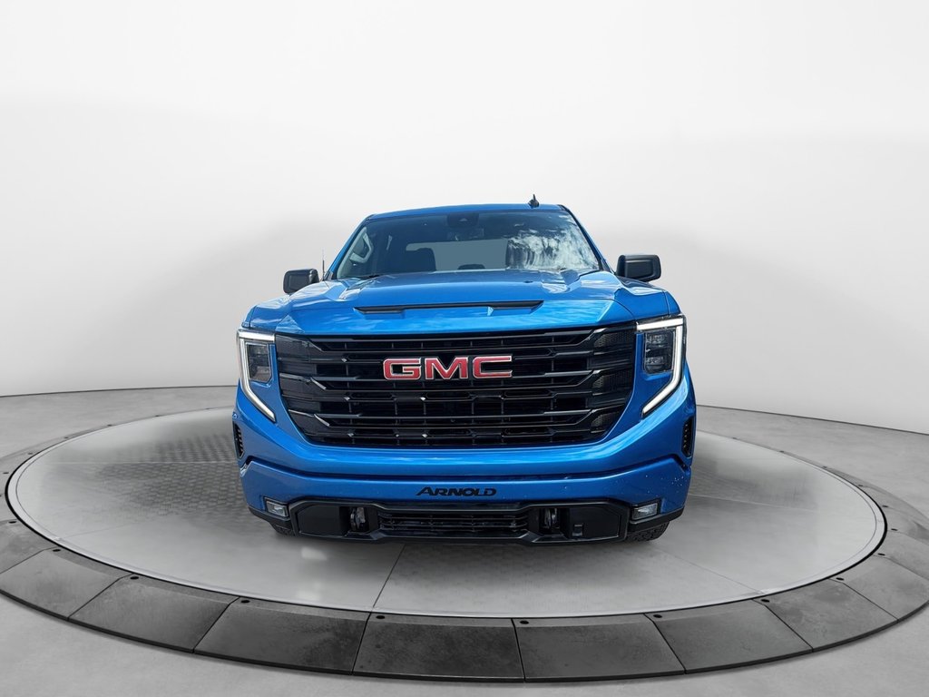2022 GMC Sierra 1500 in Baie-Comeau, Quebec - 2 - w1024h768px