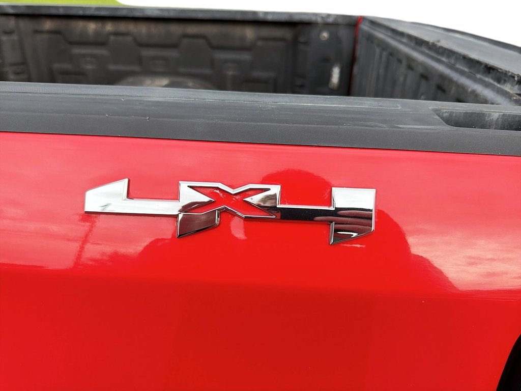 2022 GMC Sierra 1500 Pro in Chicoutimi, Quebec - 19 - w1024h768px