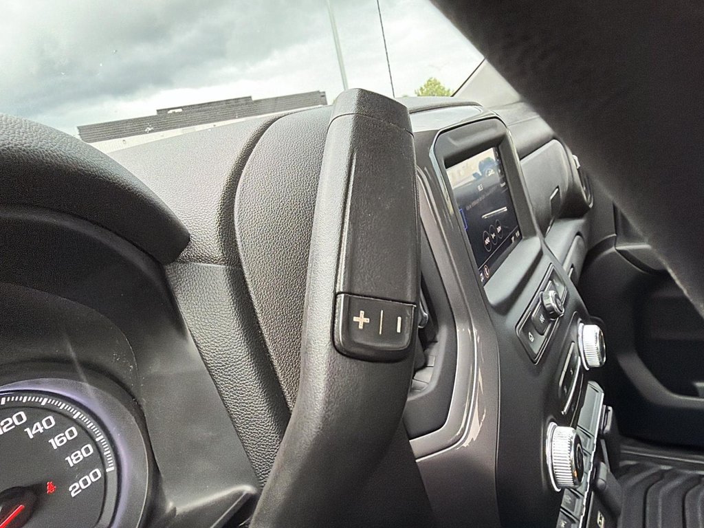 2022 GMC Sierra 1500 Pro in Chicoutimi, Quebec - 15 - w1024h768px