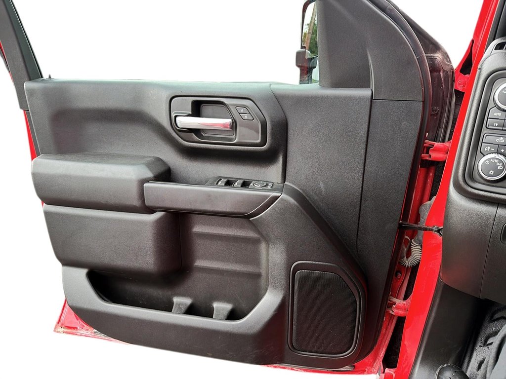 2022 GMC Sierra 1500 Pro in Chicoutimi, Quebec - 11 - w1024h768px
