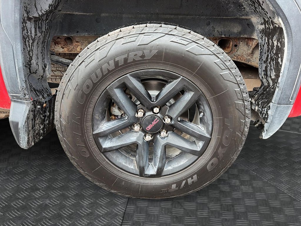 2022 GMC Sierra 1500 Pro in Chicoutimi, Quebec - 7 - w1024h768px