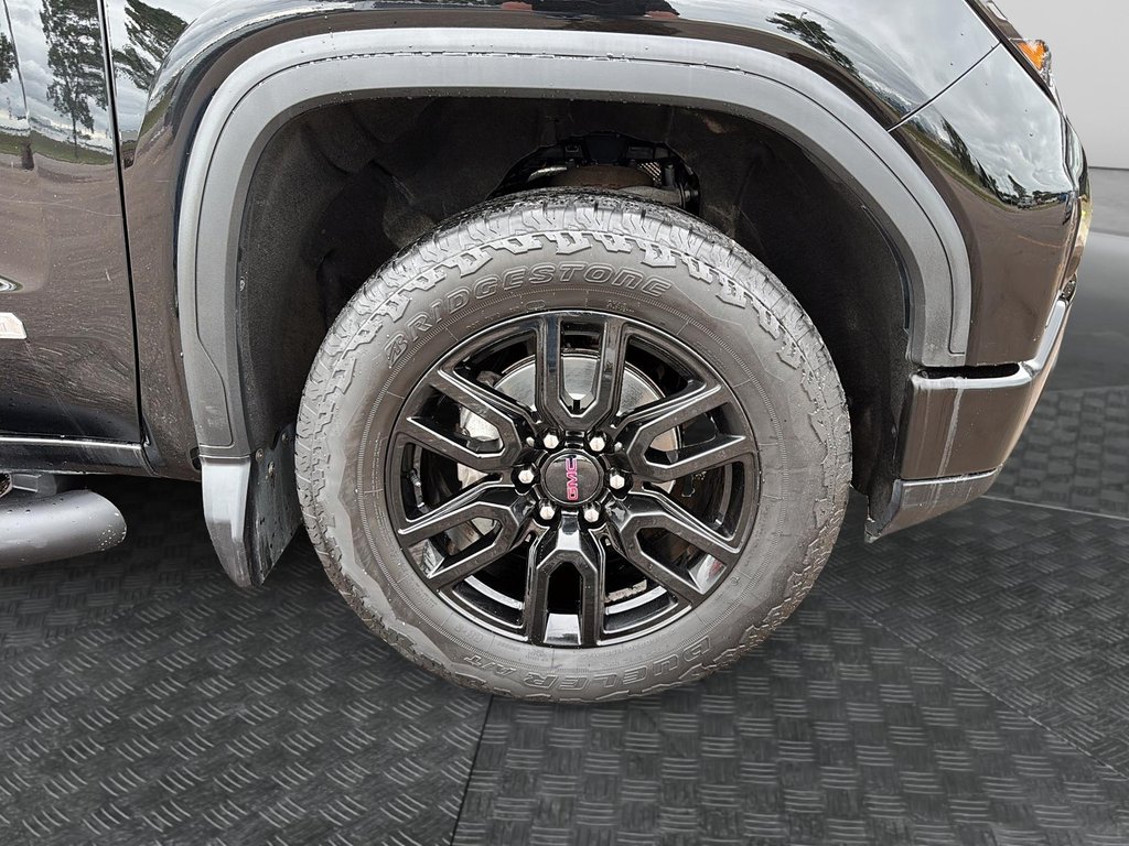 2023 GMC Sierra 1500 in Jonquière, Quebec - 8 - w1024h768px