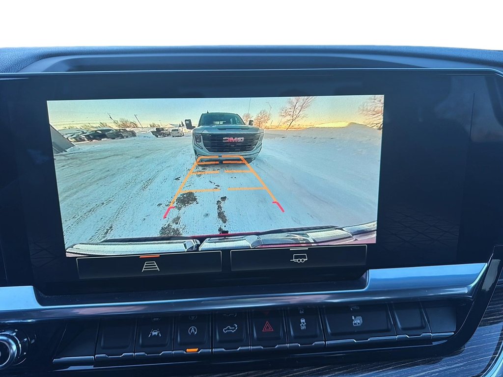 2023 GMC Sierra 1500 Elevation in Chicoutimi, Quebec - 16 - w1024h768px