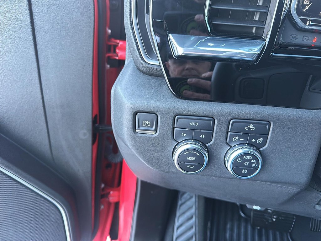 2023 GMC Sierra 1500 Elevation in Chicoutimi, Quebec - 15 - w1024h768px