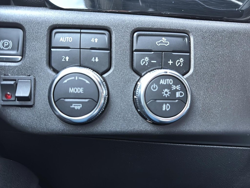 GMC Sierra 1500 Elevation 2024 à Jonquière, Québec - 16 - w1024h768px