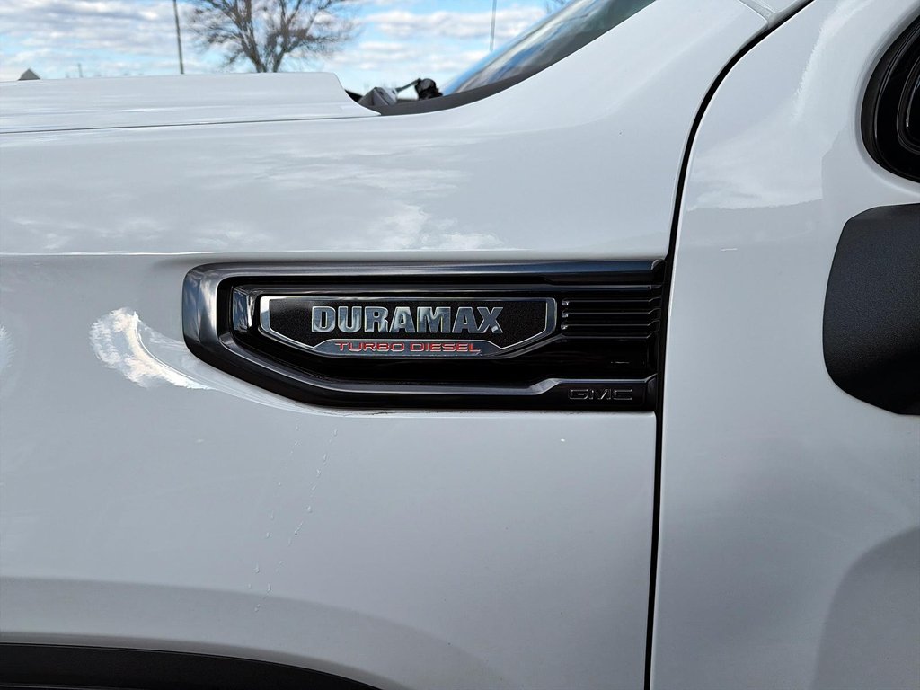 2024 GMC Sierra 1500 AT4 in Jonquière, Quebec - 6 - w1024h768px