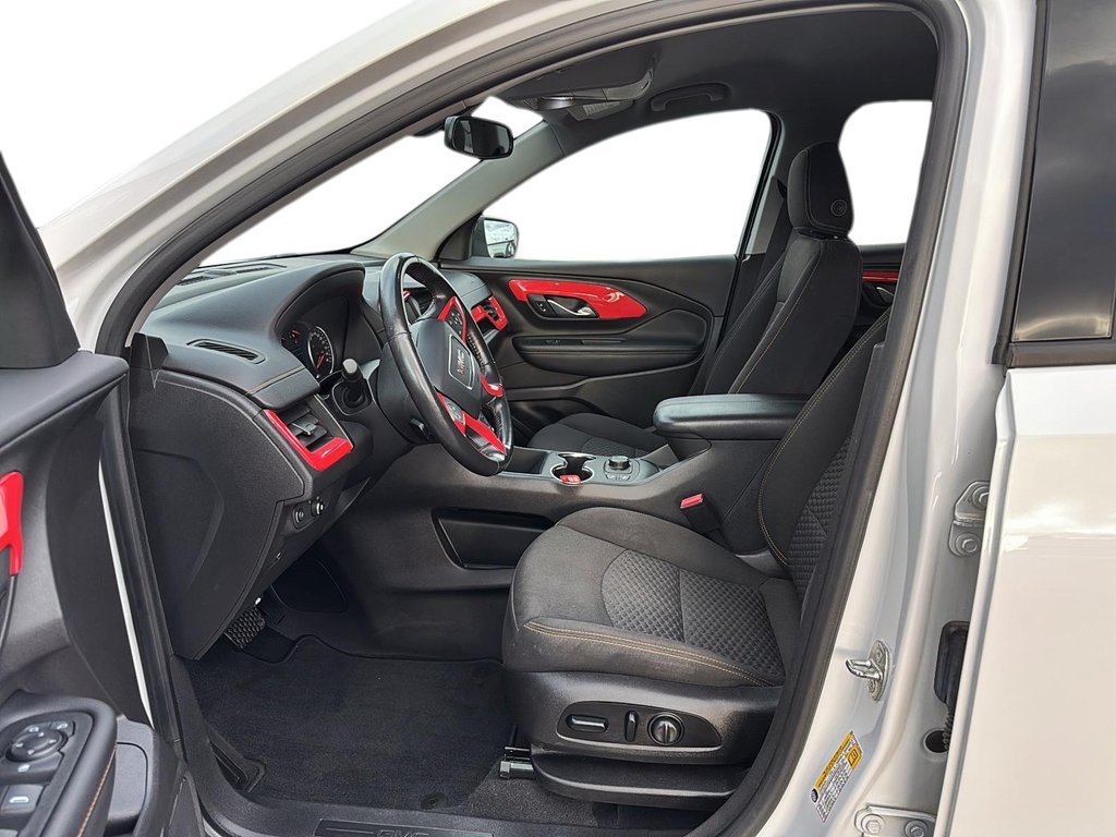 2019 GMC Terrain SLE in Chicoutimi, Quebec - 9 - w1024h768px