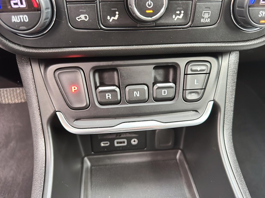 GMC Terrain  2020 à Jonquière, Québec - 14 - w1024h768px