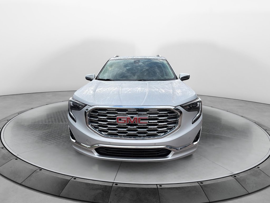 GMC Terrain  2020 à Jonquière, Québec - 2 - w1024h768px