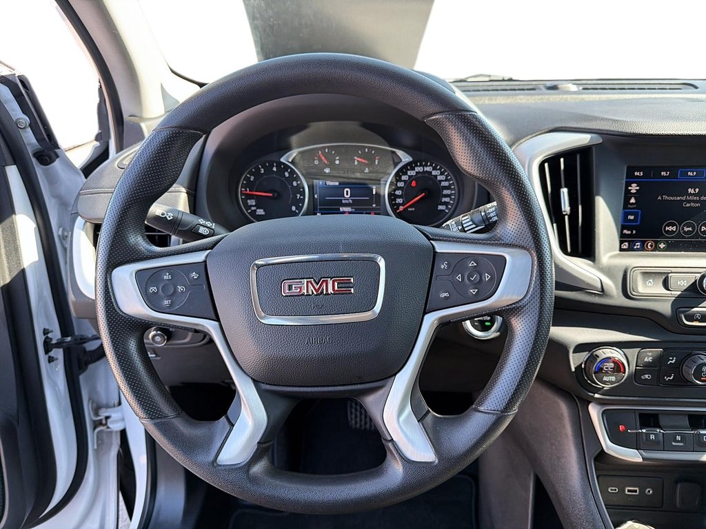 GMC Terrain  2022 à Jonquière, Québec - 12 - w1024h768px