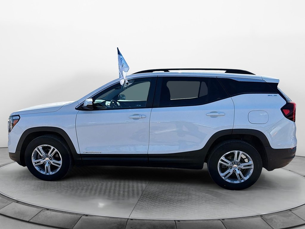 GMC Terrain  2022 à Jonquière, Québec - 5 - w1024h768px