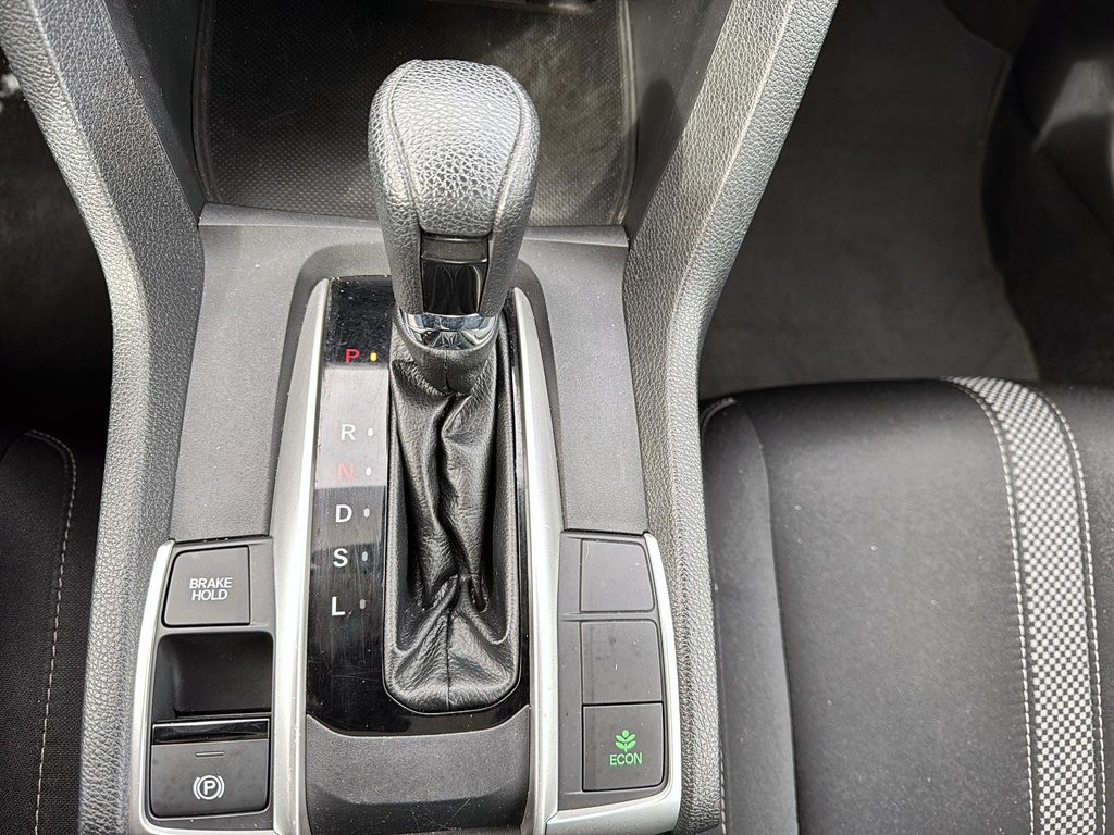 2019 Honda Civic Sedan in Jonquière, Quebec - 14 - w1024h768px