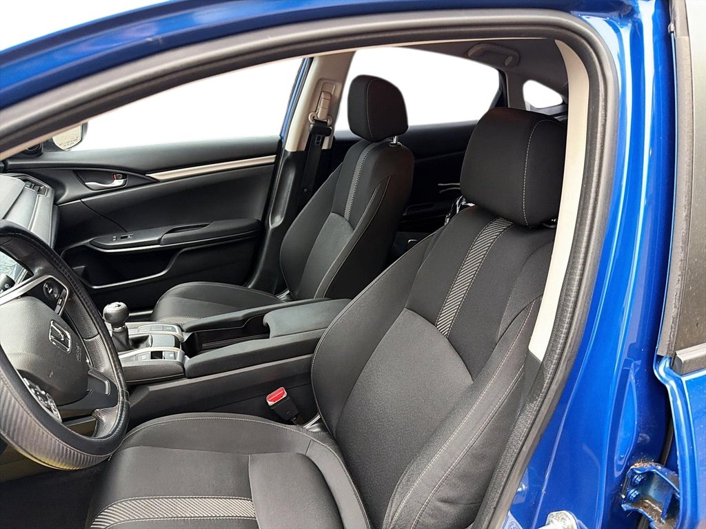 Honda Civic Sedan  2017 à Baie-Comeau, Québec - 9 - w1024h768px