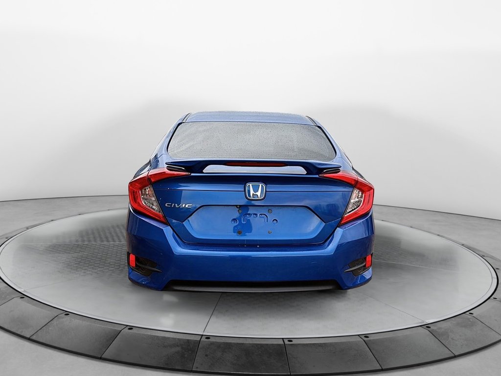 Honda Civic Sedan  2017 à Baie-Comeau, Québec - 3 - w1024h768px